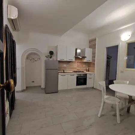 Daire La Spada House